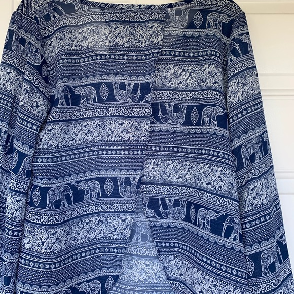 Rue 21 Split Back Lace Cuff Elephant Top-size S🐘 - Picture 5 of 8